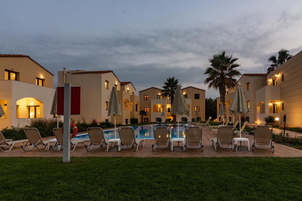 Gt Beach Maleme Екстериор снимка